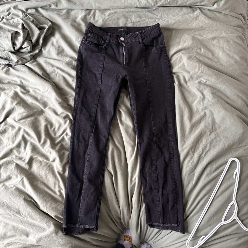 MAJE Women's Skinny Straight Black Jeans with Raw Asymmetrical Hem